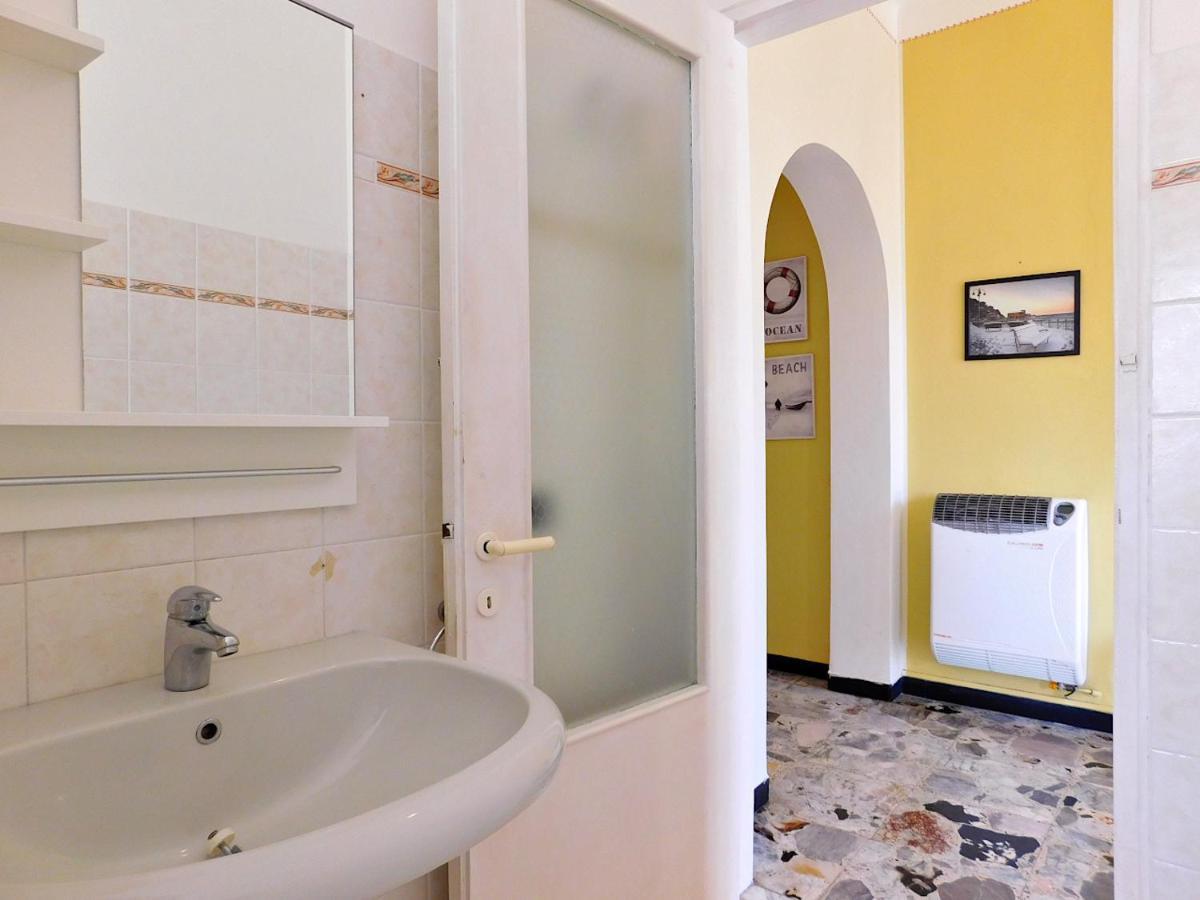 Villa Unifamiliare Con Posto Auto! เลวานโต ภายนอก รูปภาพ