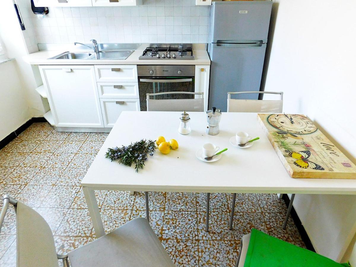 Villa Unifamiliare Con Posto Auto! เลวานโต ภายนอก รูปภาพ