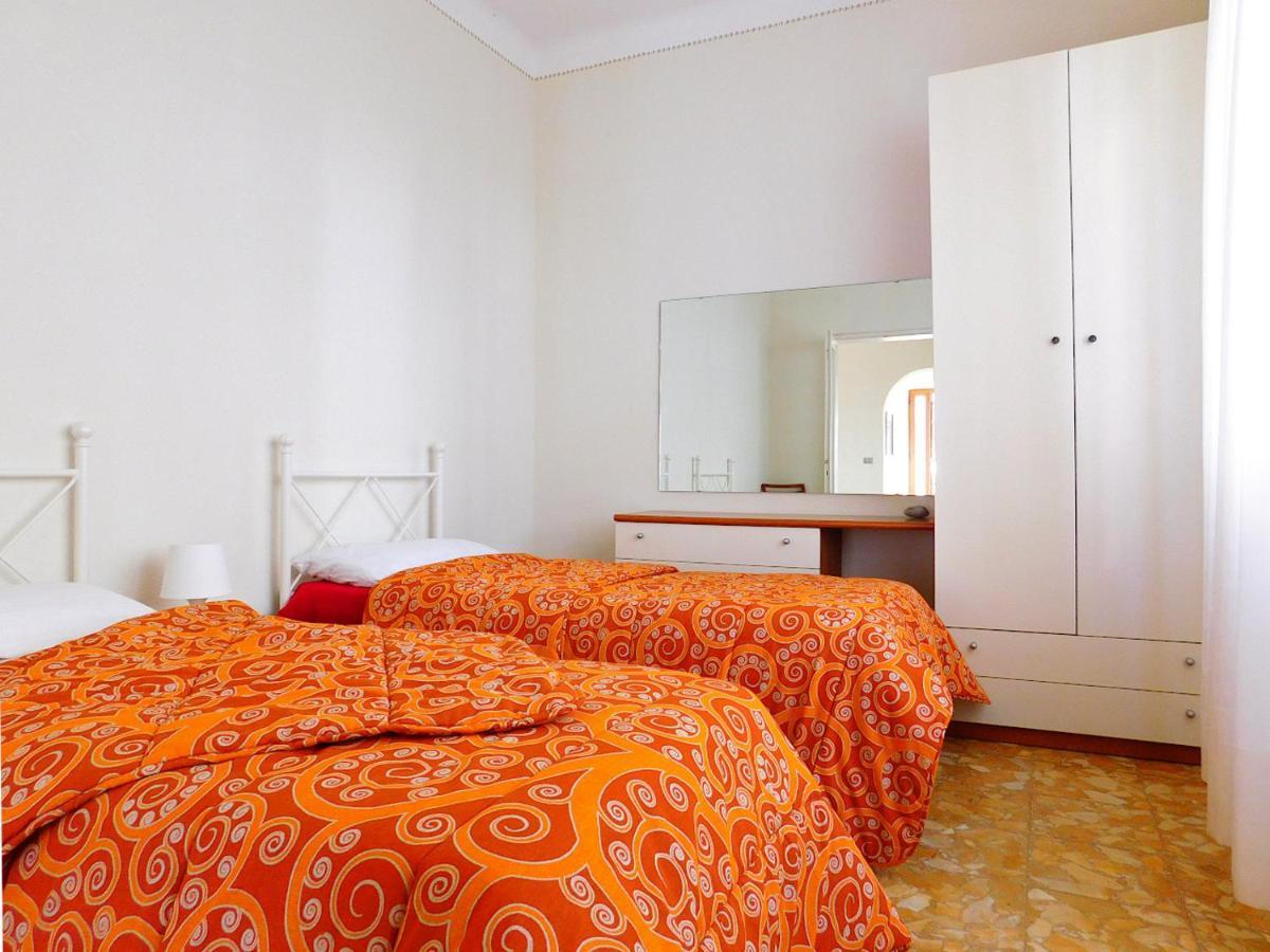 Villa Unifamiliare Con Posto Auto! เลวานโต ภายนอก รูปภาพ