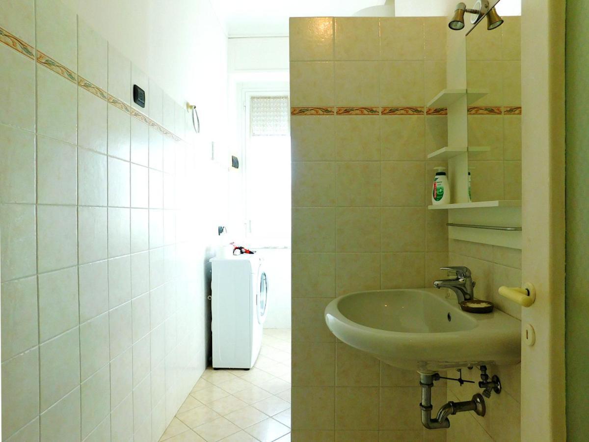 Villa Unifamiliare Con Posto Auto! เลวานโต ภายนอก รูปภาพ
